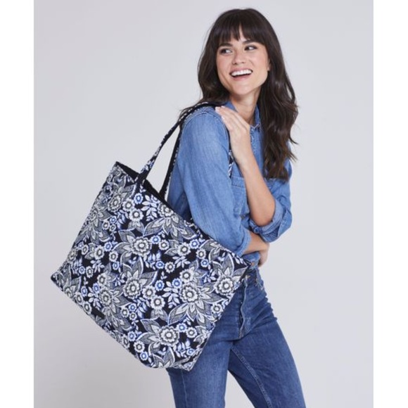 Vera bradley iconic grand tote Clearance